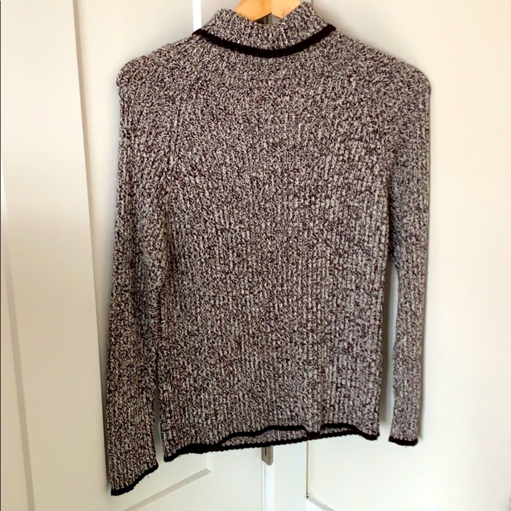 Gray and white turtleneck